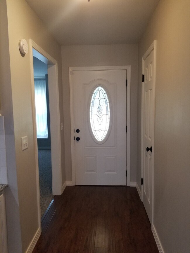 Building Photo - Gateway Subdivision, Enterprise, AL