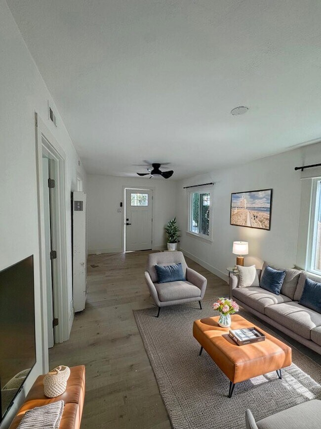 Foto del edificio - 605 N Claudina St