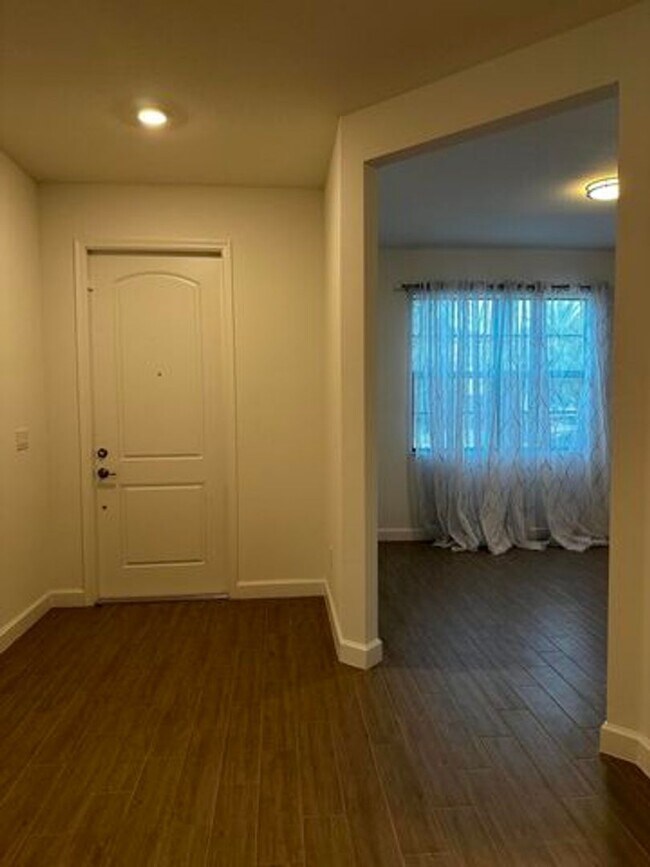 Foto del edificio - 3507 Bauer Rd