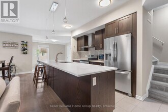 Building Photo - 107 Westra Dr