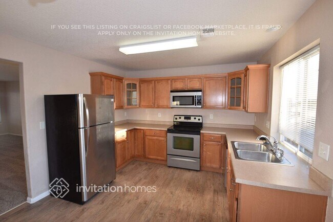 Building Photo - 2302 Quartz St