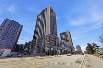 Building Photo - 330 Phillip St