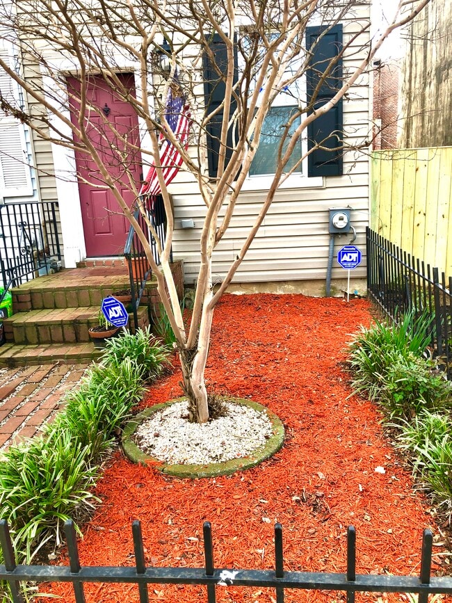 Front of house - 1215 I St SE