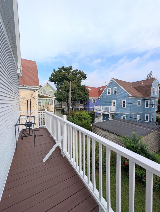 Building Photo - 41 Ossipee Rd