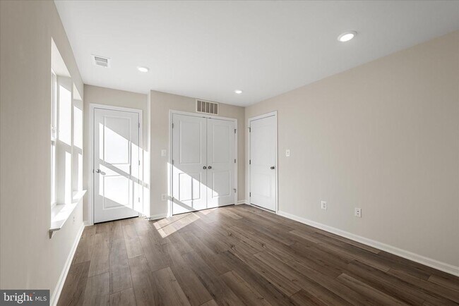 Foto del edificio - 409 18th Ave