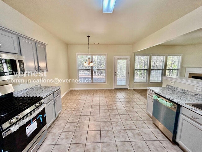 Building Photo - 3550 Red Willow Ct