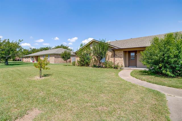 Foto del edificio - 1203 N Nolan River Rd