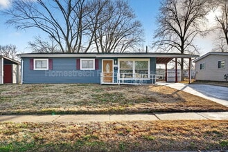 Building Photo - 1700 Kay Dr