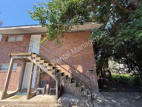 Building Photo - 105 N Ruland St