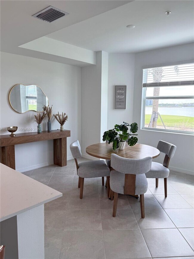 Foto del edificio - 5555 Double Eager Cir