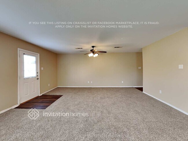 Building Photo - 15617 Gatsby Ln