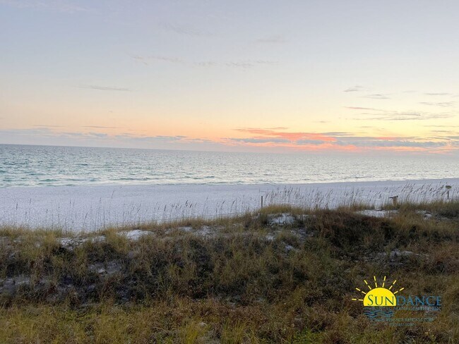 Foto del edificio - Beachside Retreat with Private Gated Access!
