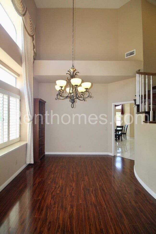 Building Photo - 11743 Windcrest Ln