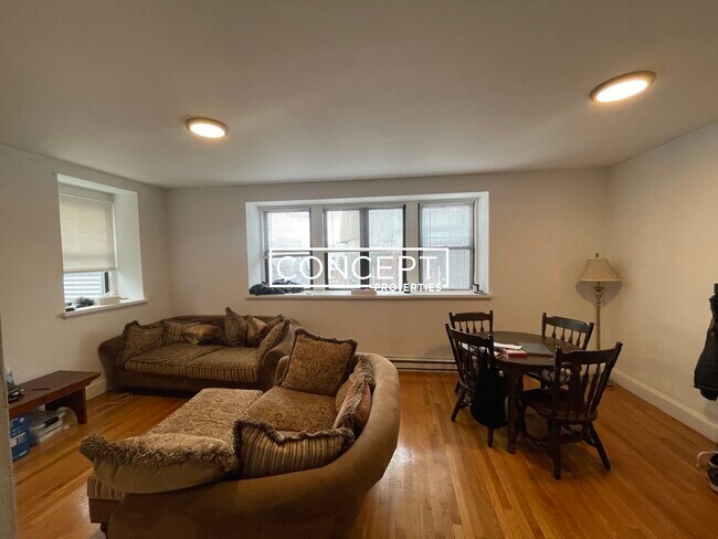 Foto del edificio - 776 Columbus Ave