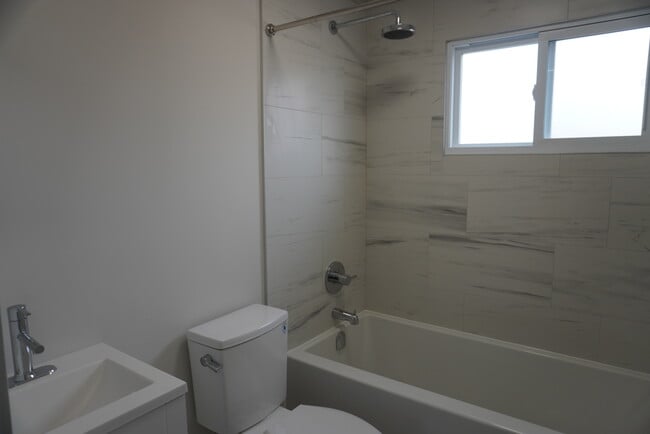 Building Photo - 381 Presland Rd