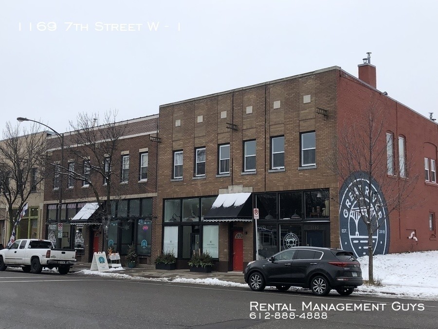 Primary Photo - 1169 7th St W