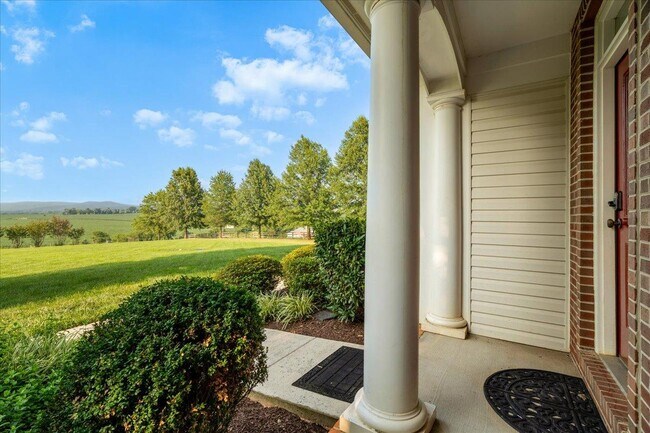 Building Photo - 6110 Holter Rd