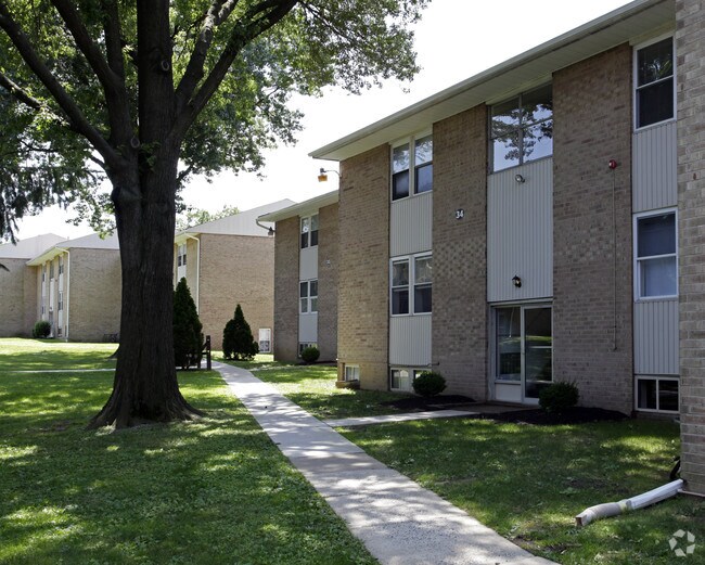 Top of the Hill Apartments Apartments Feasterville, PA