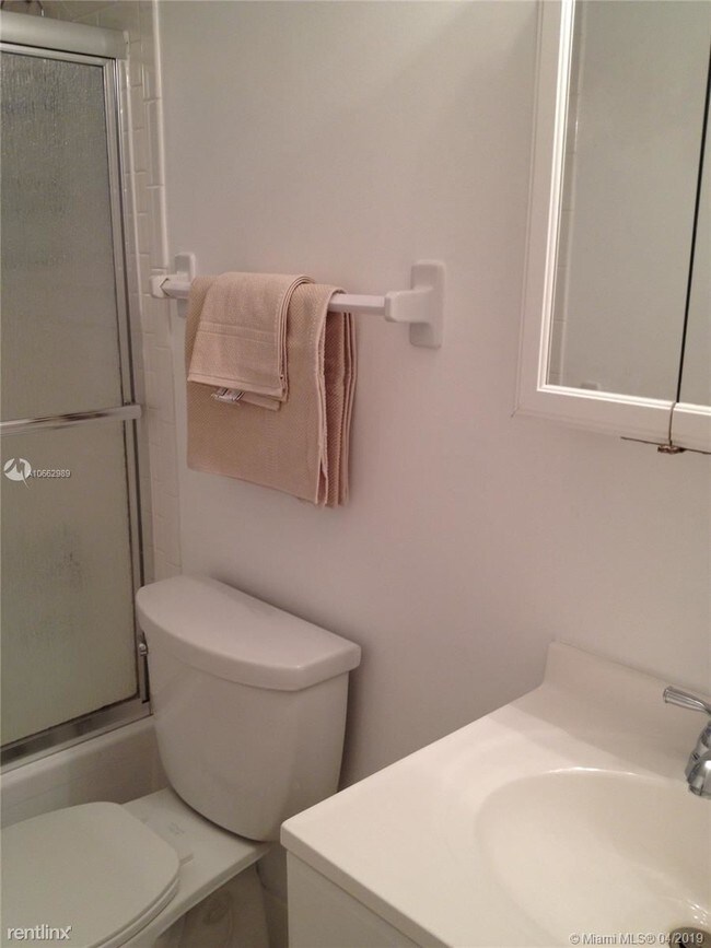 Foto del edificio - 1 br, 1 bath  - 716 Michigan Ave