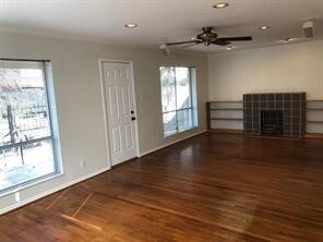 Building Photo - 1601 Park St