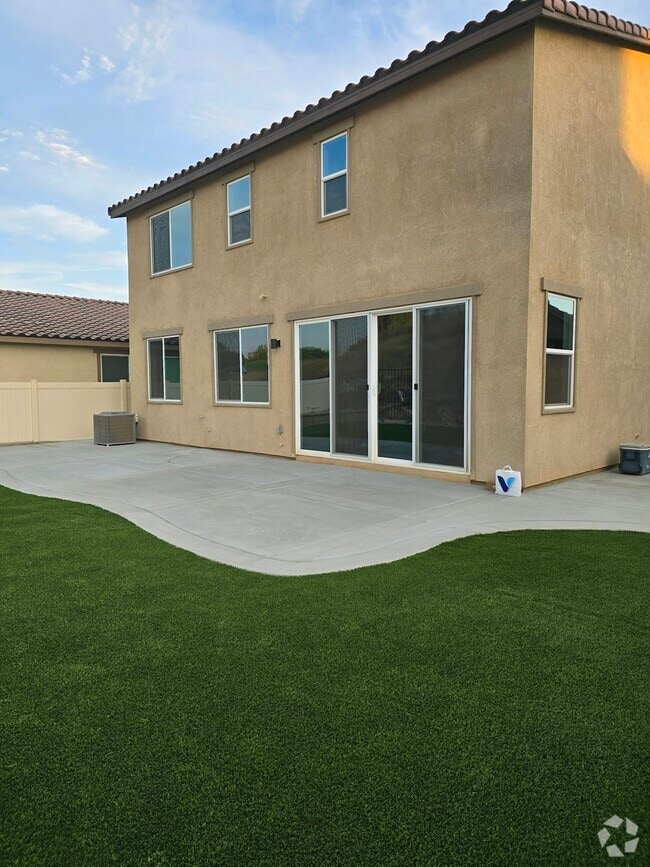 Building Photo - 11384 Burnet St