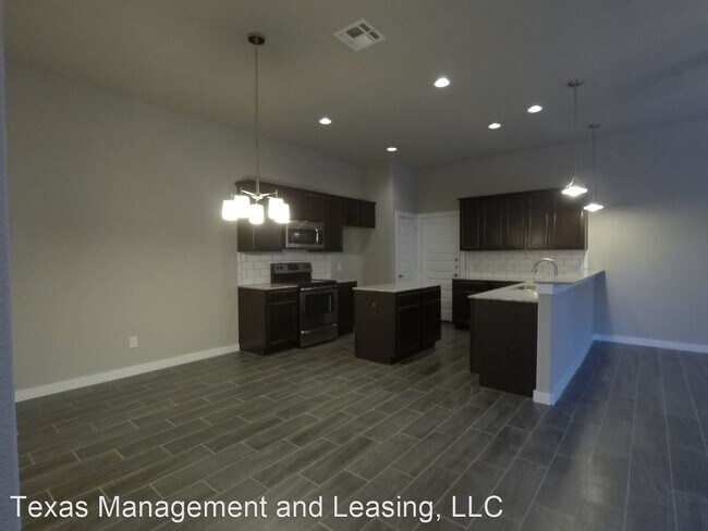 Foto del edificio - 3 br, 2 bath House - 104 Hidden Springs Drive