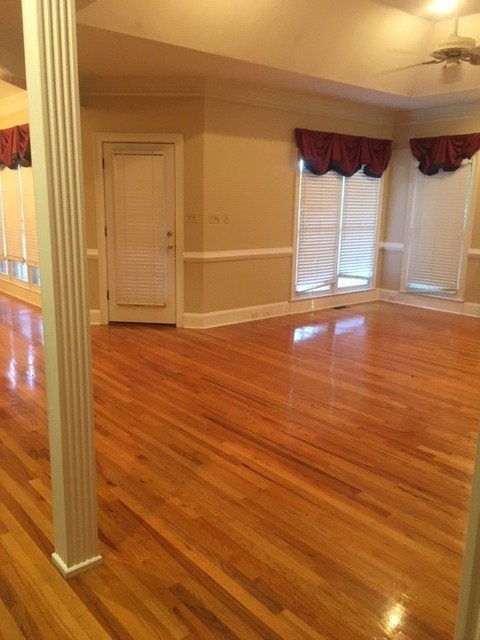 Building Photo - Charming home located in Jones Creek!