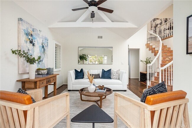 Foto del edificio - 509 Goldenrod Ave
