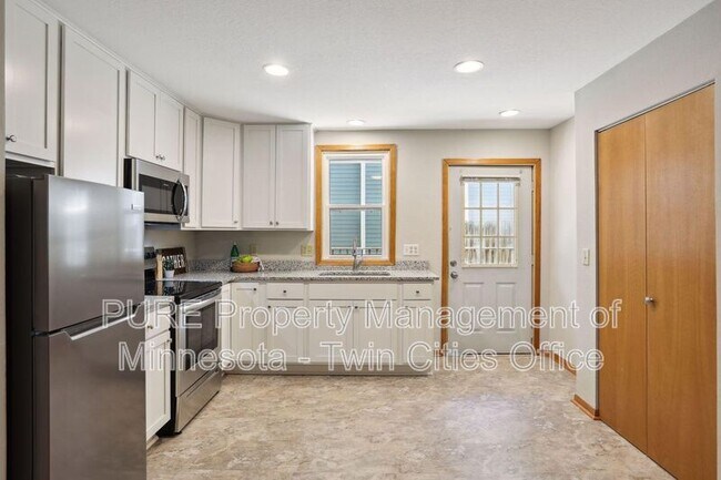 Foto del edificio - 550 Ashland Ave