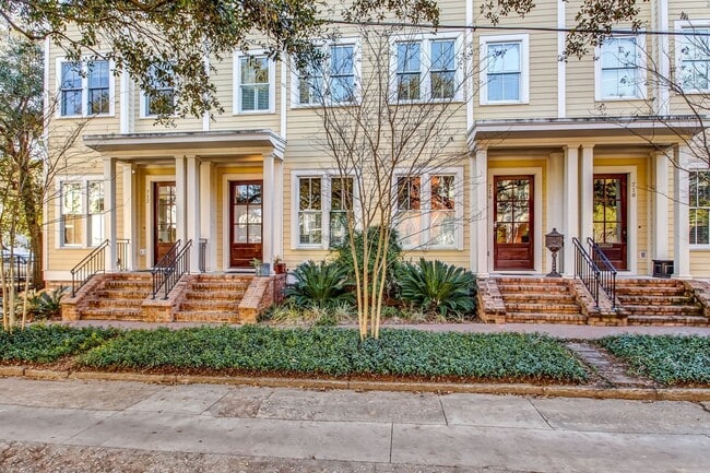 Building Photo - 712 Tattnall St