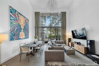 Building Photo - 6000 Collins Ave