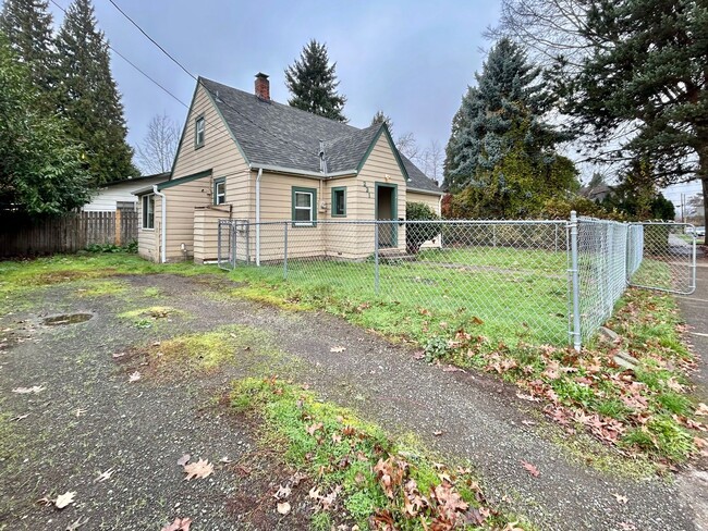 Building Photo - ne4th