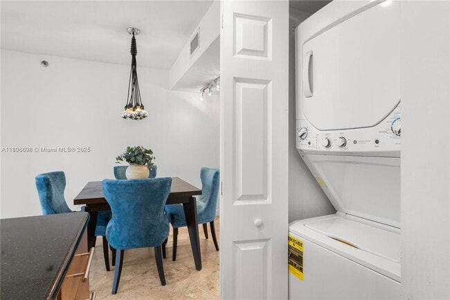 Photo - 1621 Bay Rd Apartment