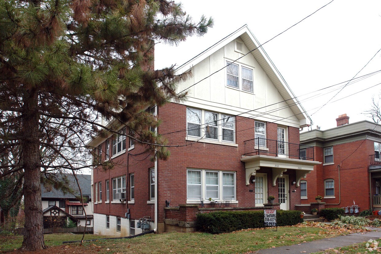 Foto del edificio - 2163 Sherwood Ave