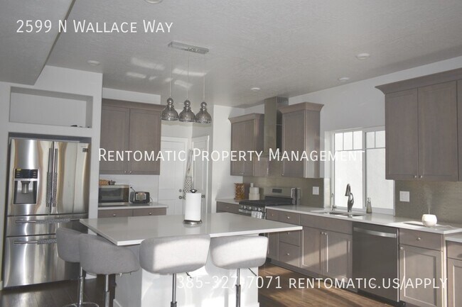 Foto del edificio - 2599 N Wallace Way