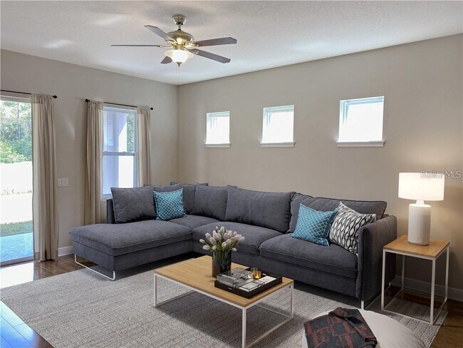 Building Photo - 11333 Quiet Forest Dr