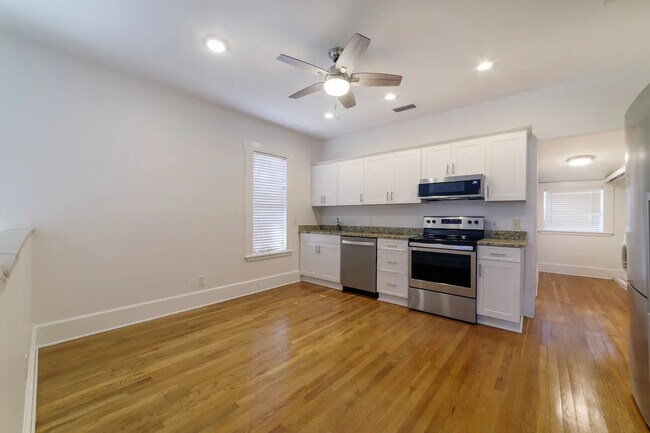 Foto del edificio - 205-207 S Westland Ave