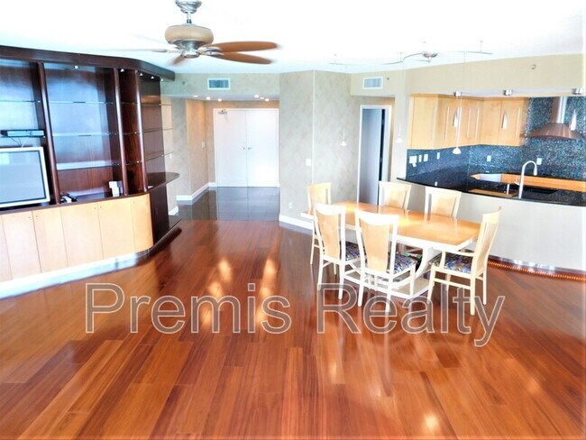 Building Photo - 1540 Gulf Blvd