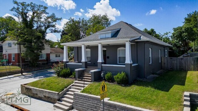 Building Photo - Historic Charm Meets Modern Comfort – Tuls...