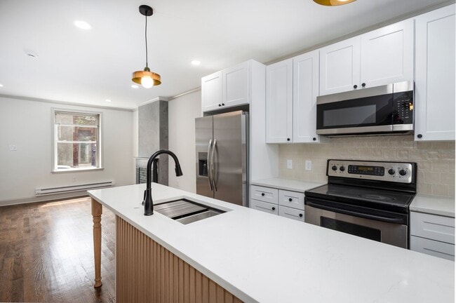 Photo - 2226 N Sydenham St Apartment