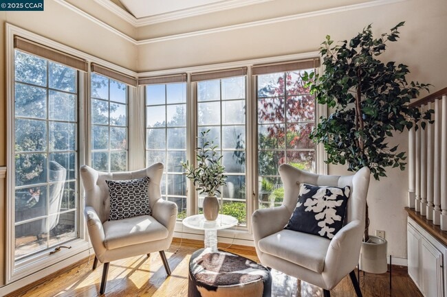 Foto del edificio - 521 El Pintado Rd