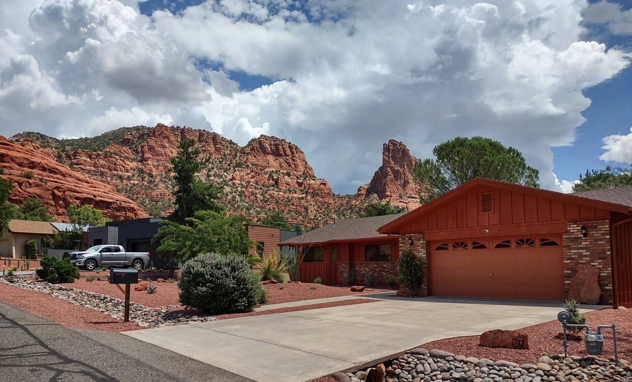 Primary Photo - HOUSE - SEDONA - VILLAGE OF OAK CREEK