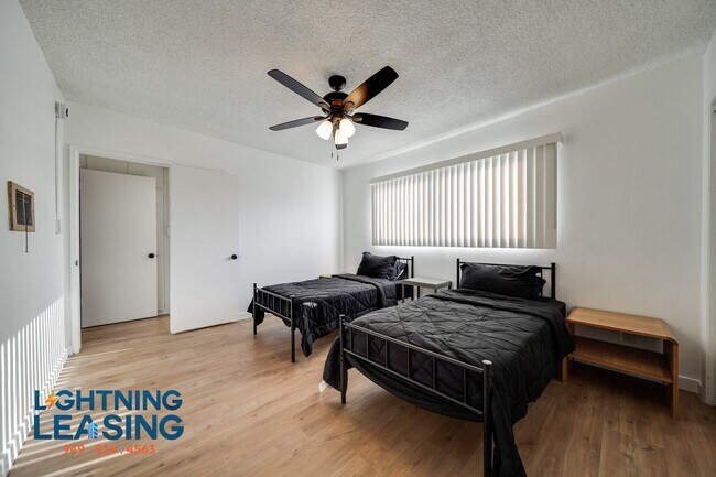 Foto del edificio - 5634 Lexington Ave