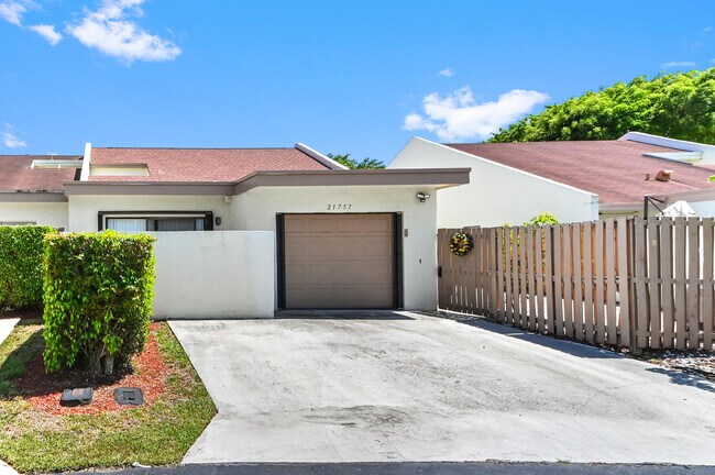 Building Photo - 21757 Contado Rd