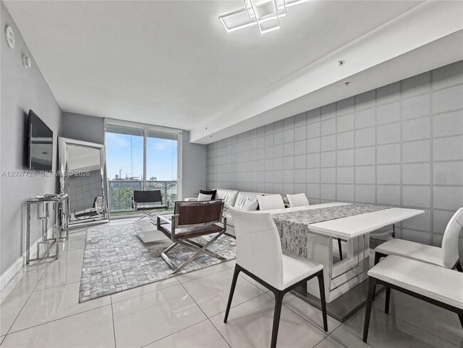 Foto del edificio - 253 NE 2nd St