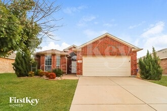 Building Photo - 1104 Hearthstone Dr