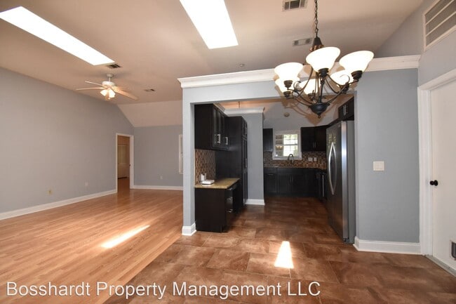 Building Photo - 3 br, 2 bath House - 5005 SW 83rd Terrace