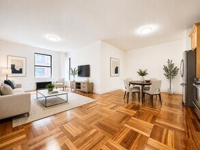 Building Photo - 605 W 137th St