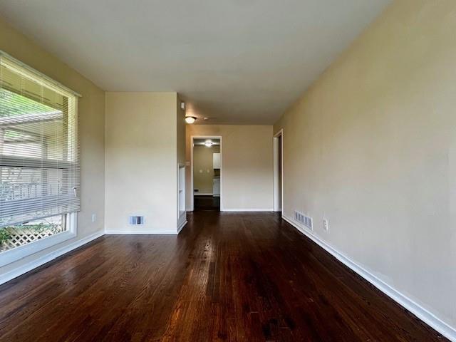 Foto del edificio - 1597 Gilston Ct