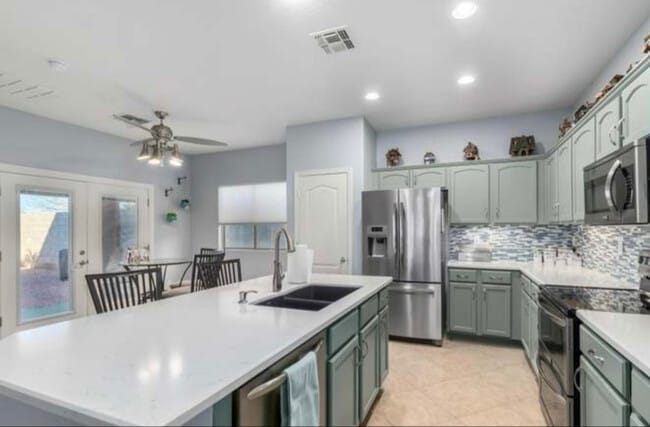 Foto del edificio - 4274 E Alamo St